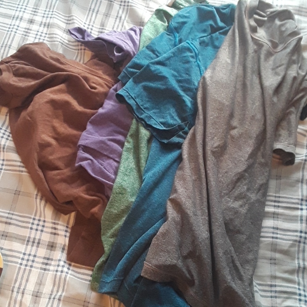 5 plain color tees 3 dry fit style 2 cotton